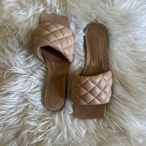 Bottega Veneta Tan Quilted Women's Slides
